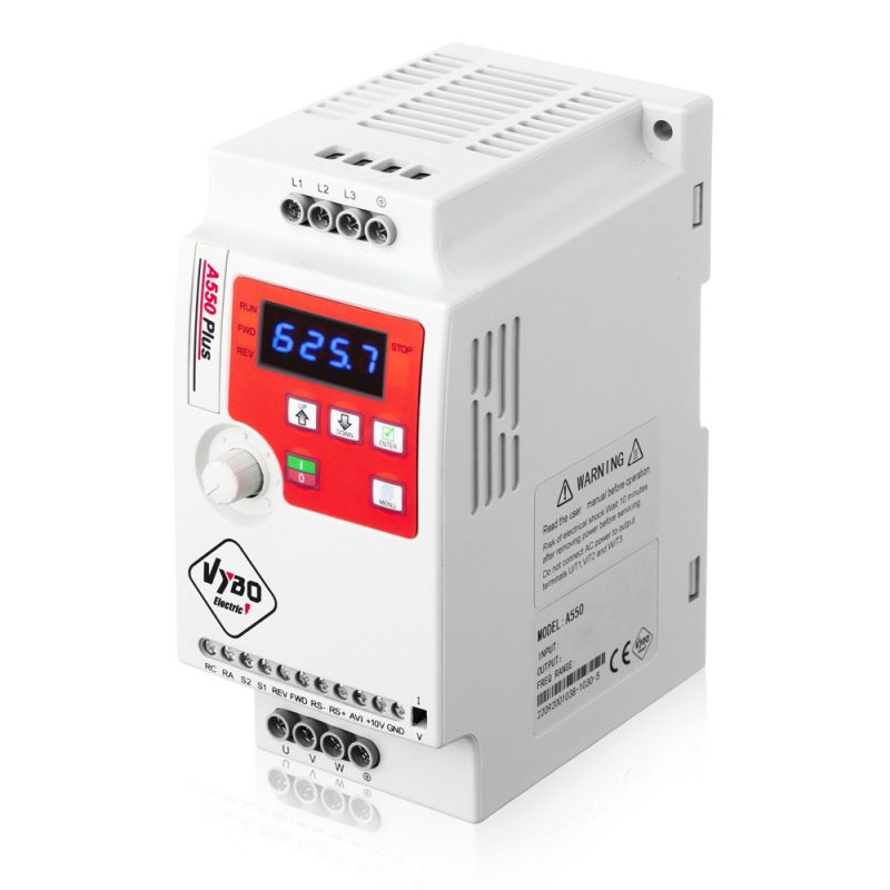 Convertisseur de fréquence 0,4kW 230V A550 En stock